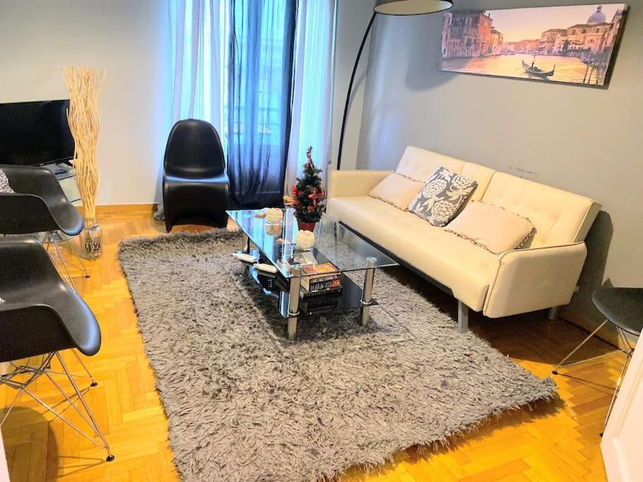 2Bdr Olympianzeus Apt With Netflix Athens Exterior photo