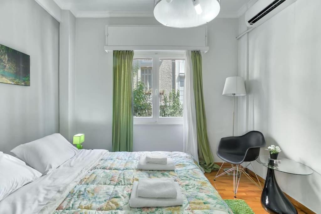 2Bdr Olympianzeus Apt With Netflix Athens Exterior photo