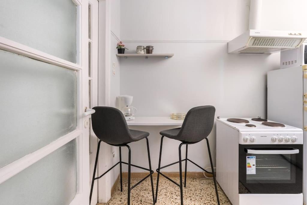 2Bdr Olympianzeus Apt With Netflix Athens Exterior photo